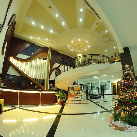 Hotel Swarna Dwipa 팔렘방 외부 사진