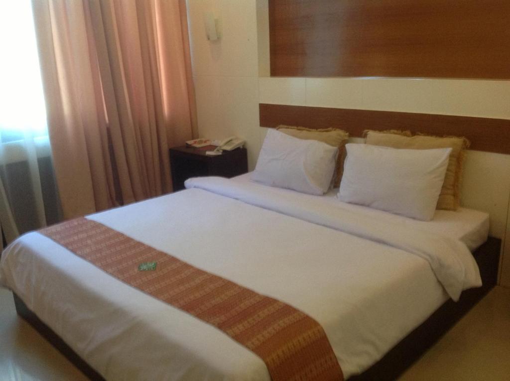 Hotel Swarna Dwipa 팔렘방 외부 사진