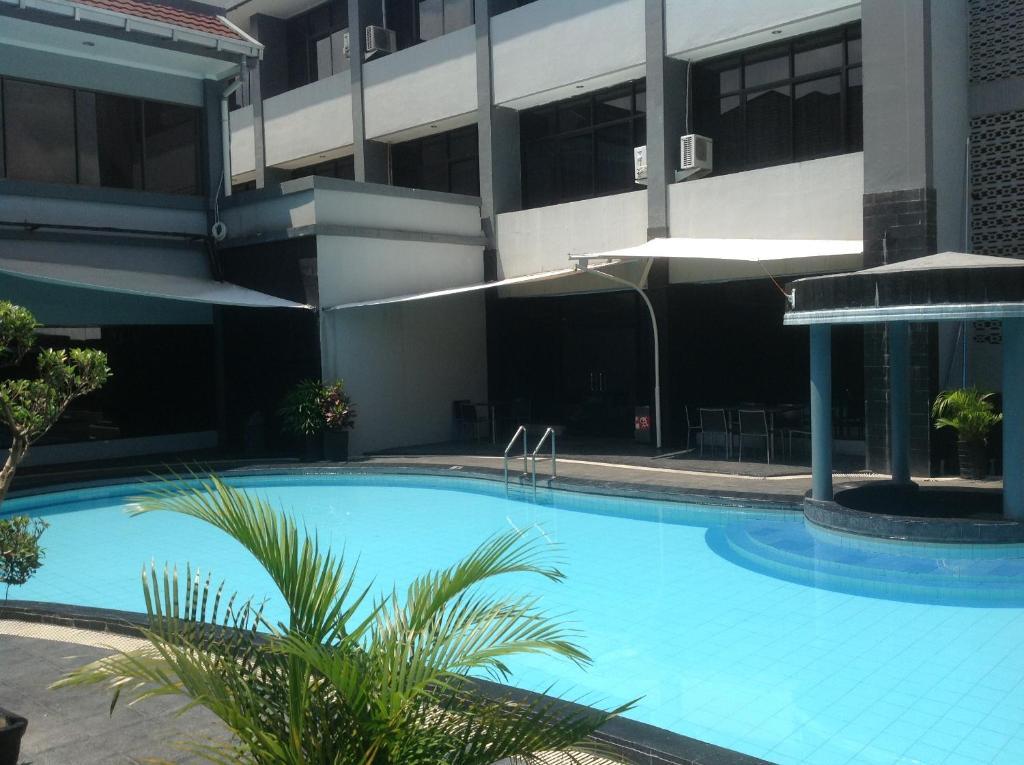 Hotel Swarna Dwipa 팔렘방 외부 사진