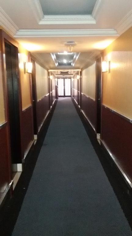 Hotel Swarna Dwipa 팔렘방 외부 사진
