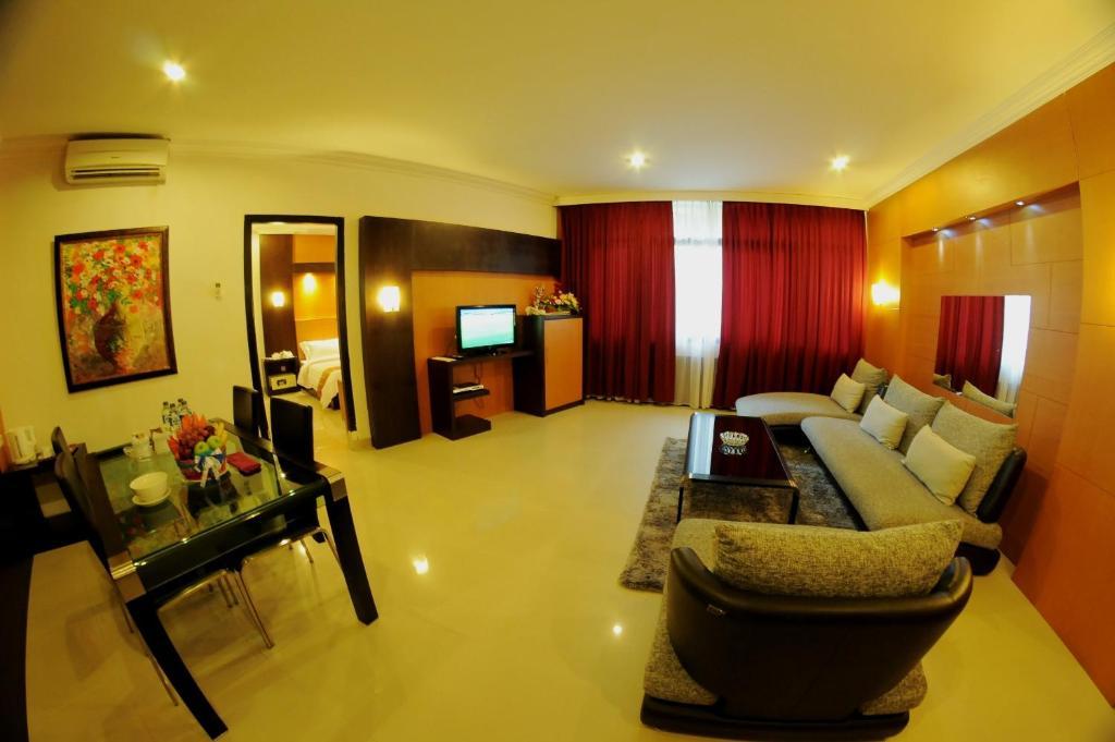 Hotel Swarna Dwipa 팔렘방 객실 사진